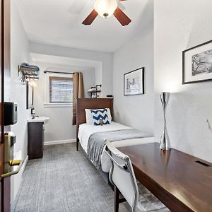 Small Room One Twin Bed